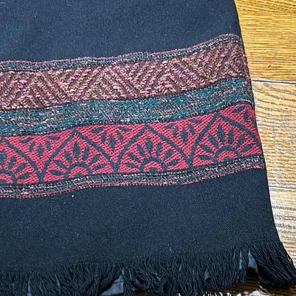 Michele black fringe skirt. Acrylic/wool blend. Back zipper. Size 14. Lined. - Picture 2 of 12